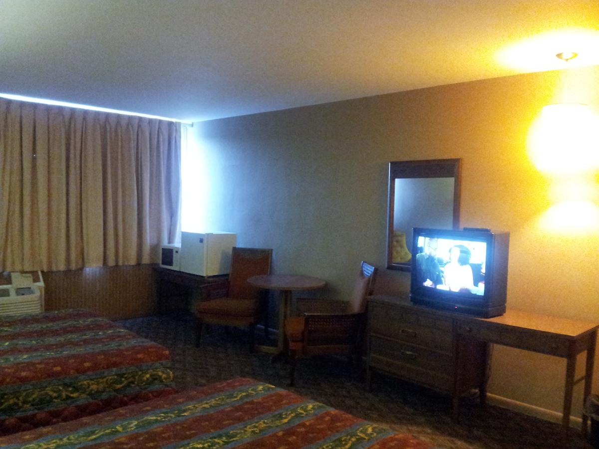 Indian Head Motel - thumb 2