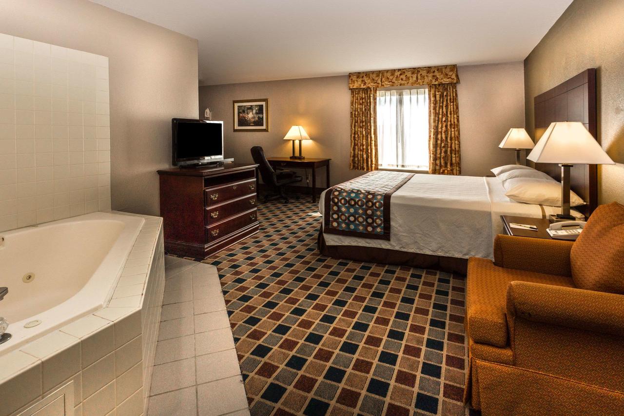 Super 8 By Wyndham Frankfort IN - thumb 2