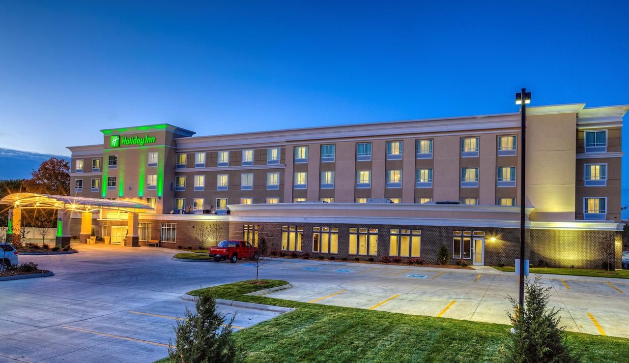 Holiday Inn Richmond - thumb 24