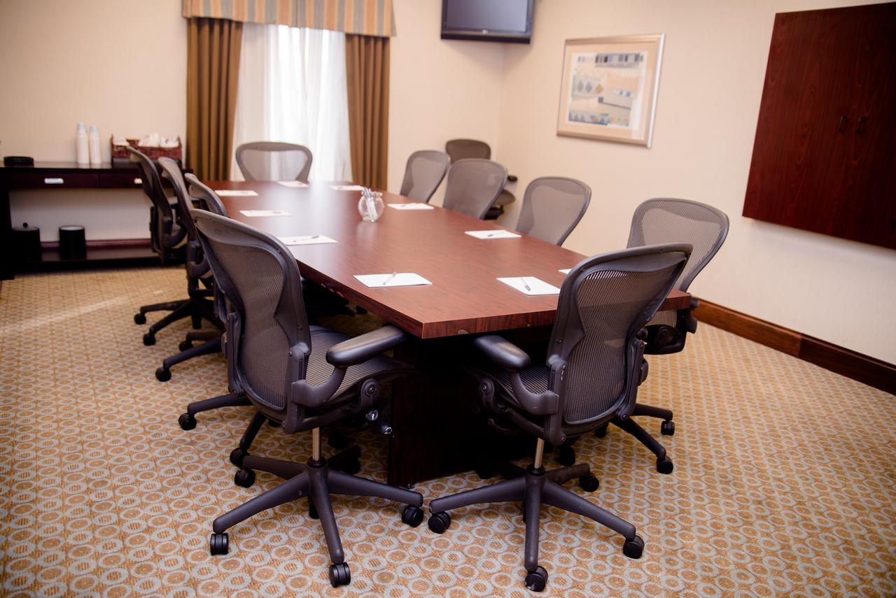 Hampton Inn Greenfield - thumb 16