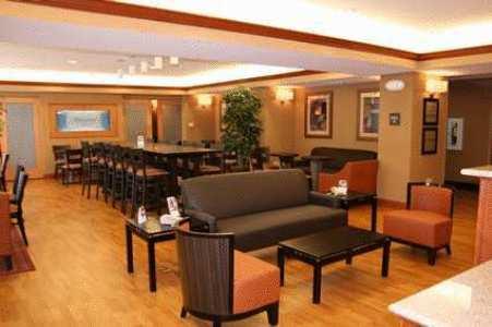 Hampton Inn Goshen - thumb 1