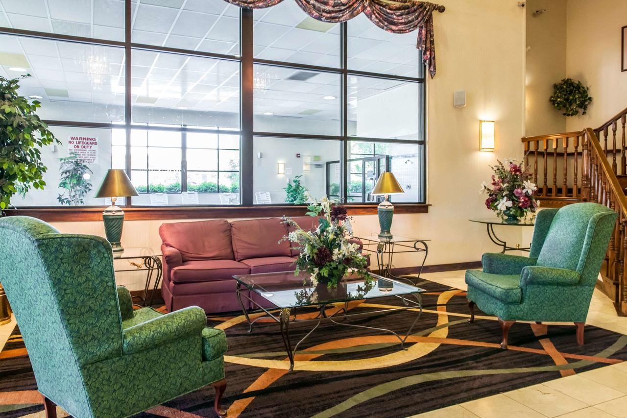 Clarion Inn & Suites Northwest - thumb 37