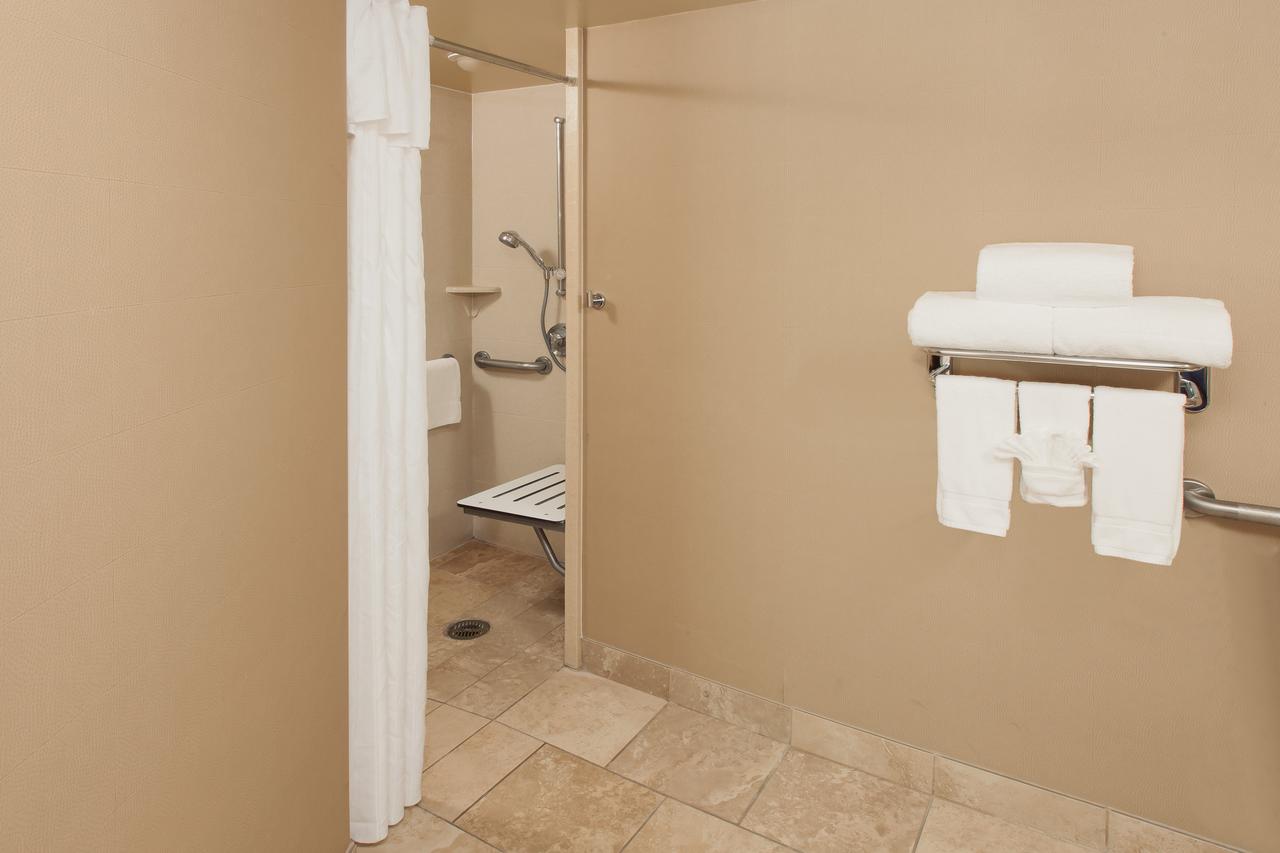 Homewood Suites By Hilton Indianapolis At The Crossing - thumb 26