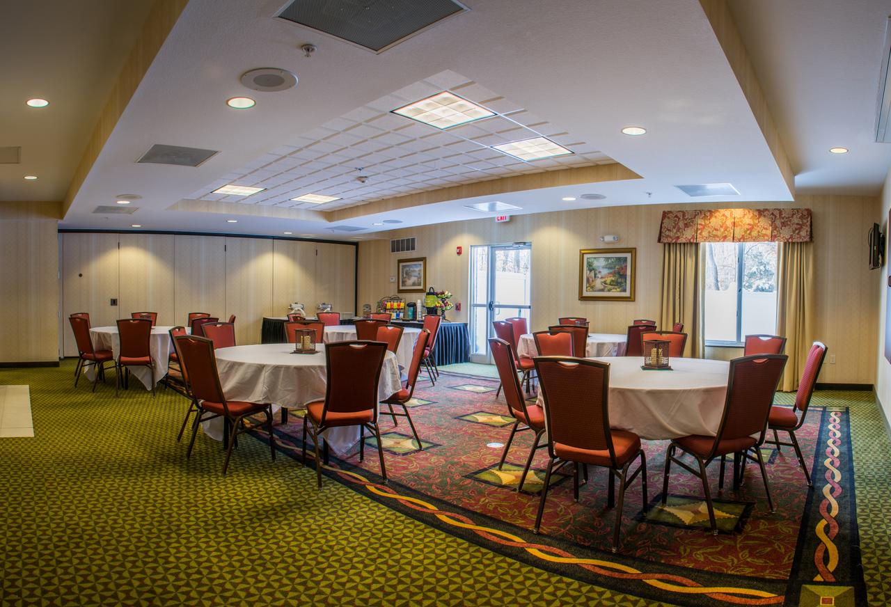 Hilton Garden Inn Elkhart - thumb 25