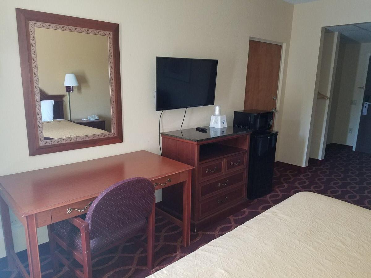 Americas Best Value Inn Evansville East - thumb 2