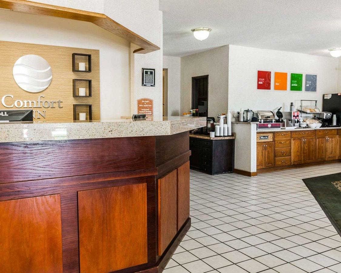 Comfort Inn Near Kokomo Speedway - thumb 28