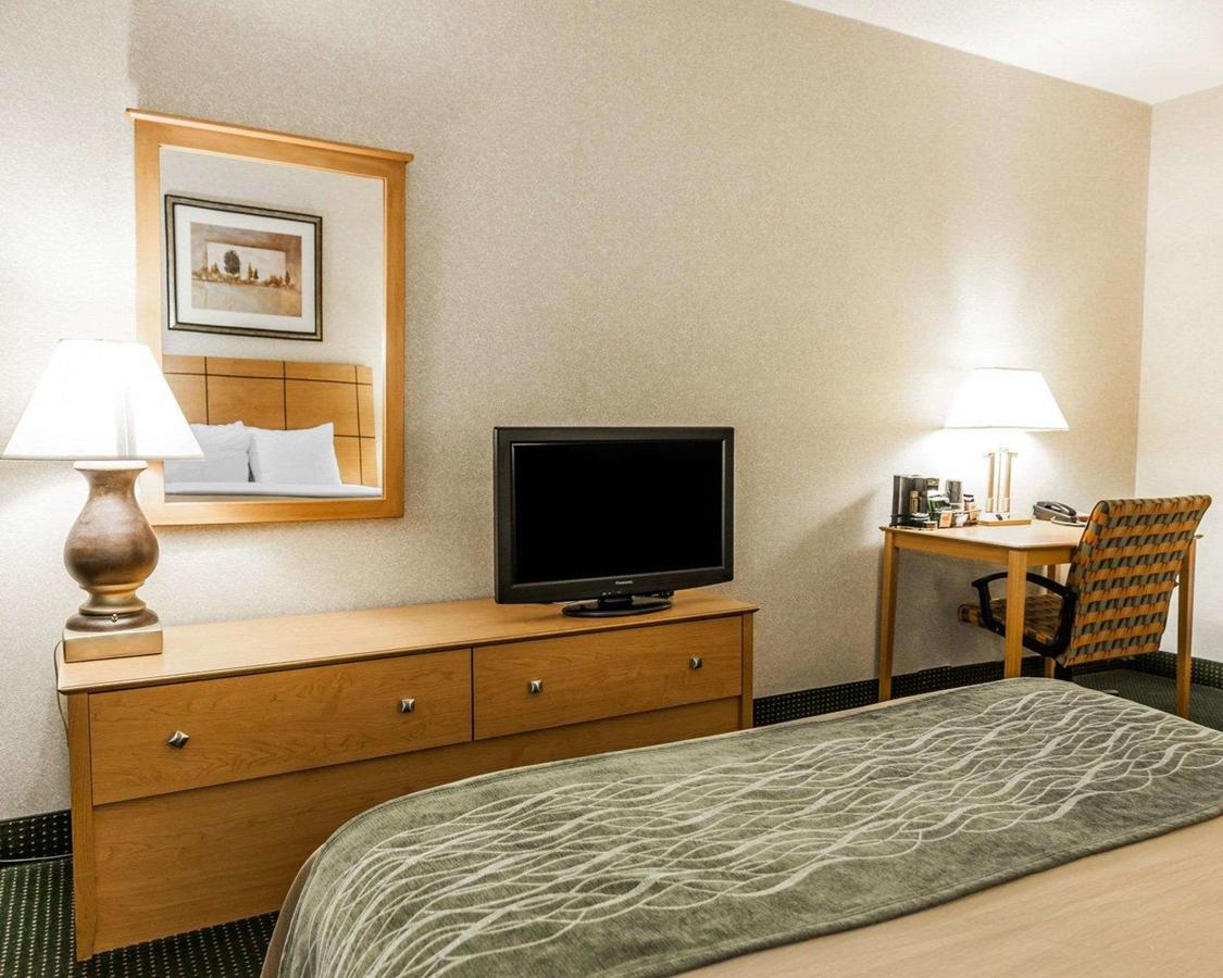 Comfort Inn Near Kokomo Speedway - thumb 5