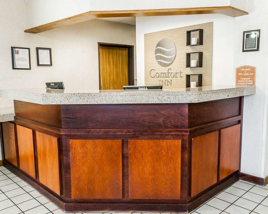 Comfort Inn Near Kokomo Speedway - thumb 21