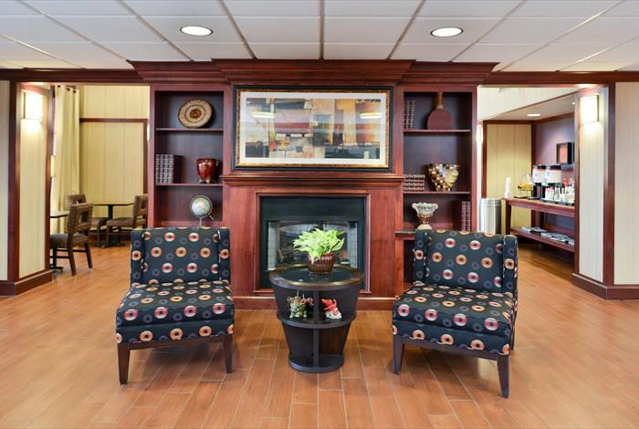Hampton Inn & Suites Richmond - thumb 20