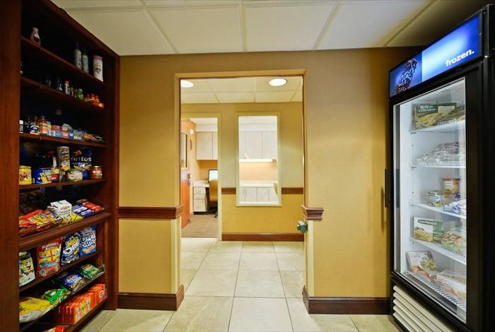 Hampton Inn & Suites Richmond - thumb 26