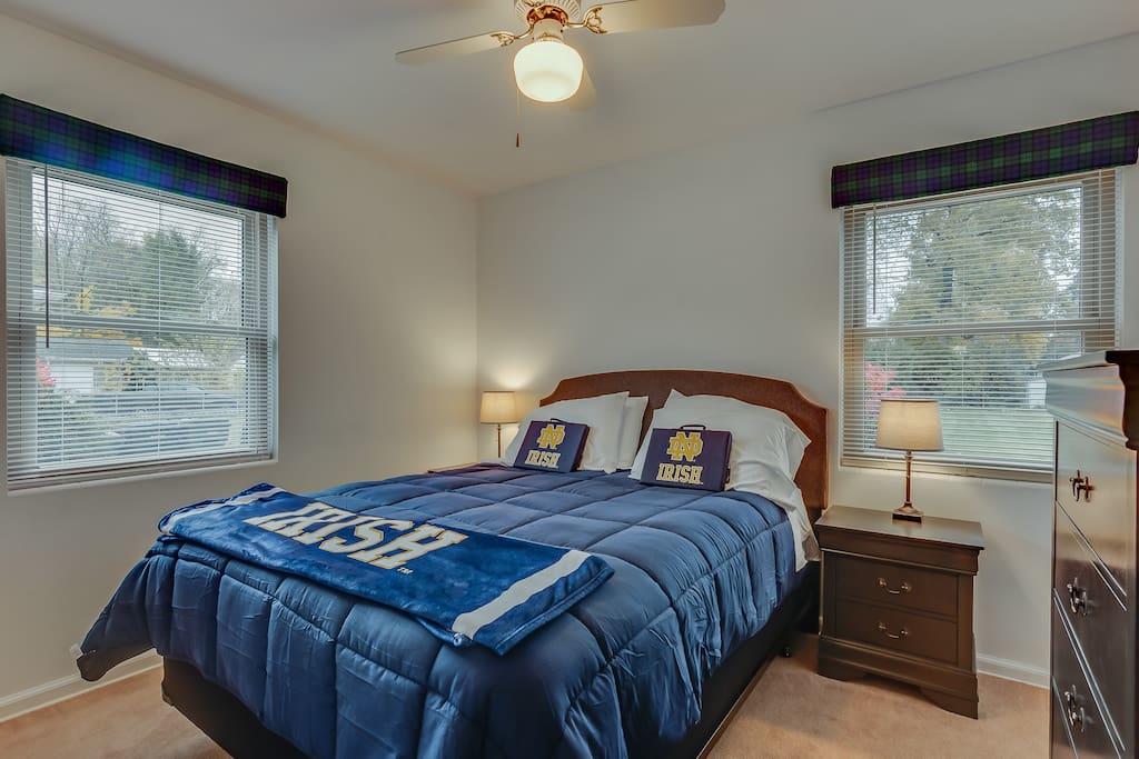 Cute And Comfortable Notre Dame Home(1631) - thumb 11