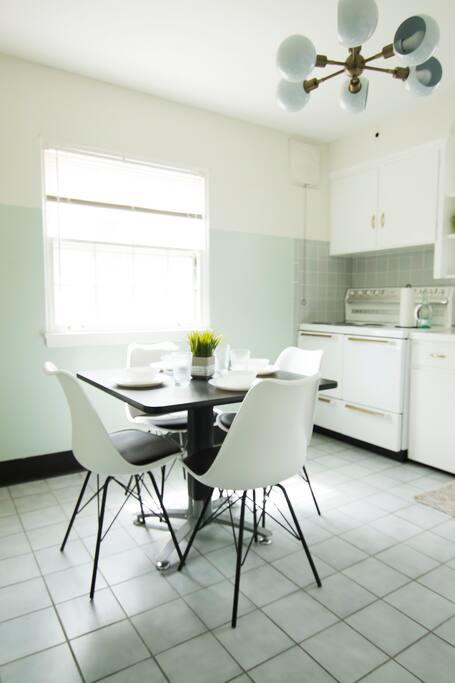 TheBrickHouse Near Notre Dame-spacious/stylish Apt - thumb 2