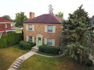 TheBrickHouse Near Notre Dame-spacious/stylish Apt