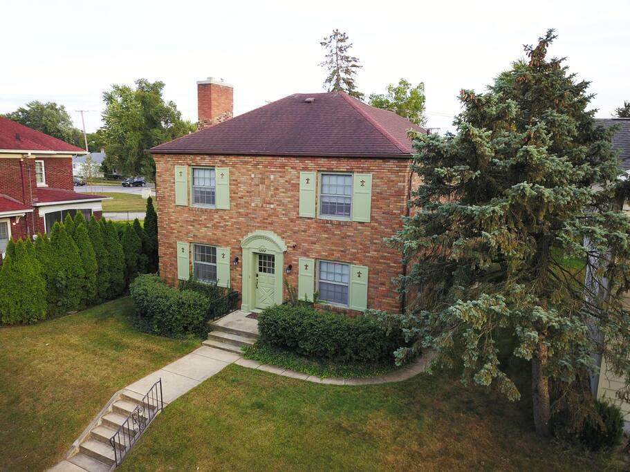 TheBrickHouse Near Notre Dame-spacious/stylish Apt - thumb 13