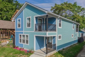 Fantastic Indy House Sleeps 15 4 Bd 3.5 Ba