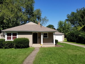 Ideal Getaway Walking Distance To Notre Dame In South Bend!