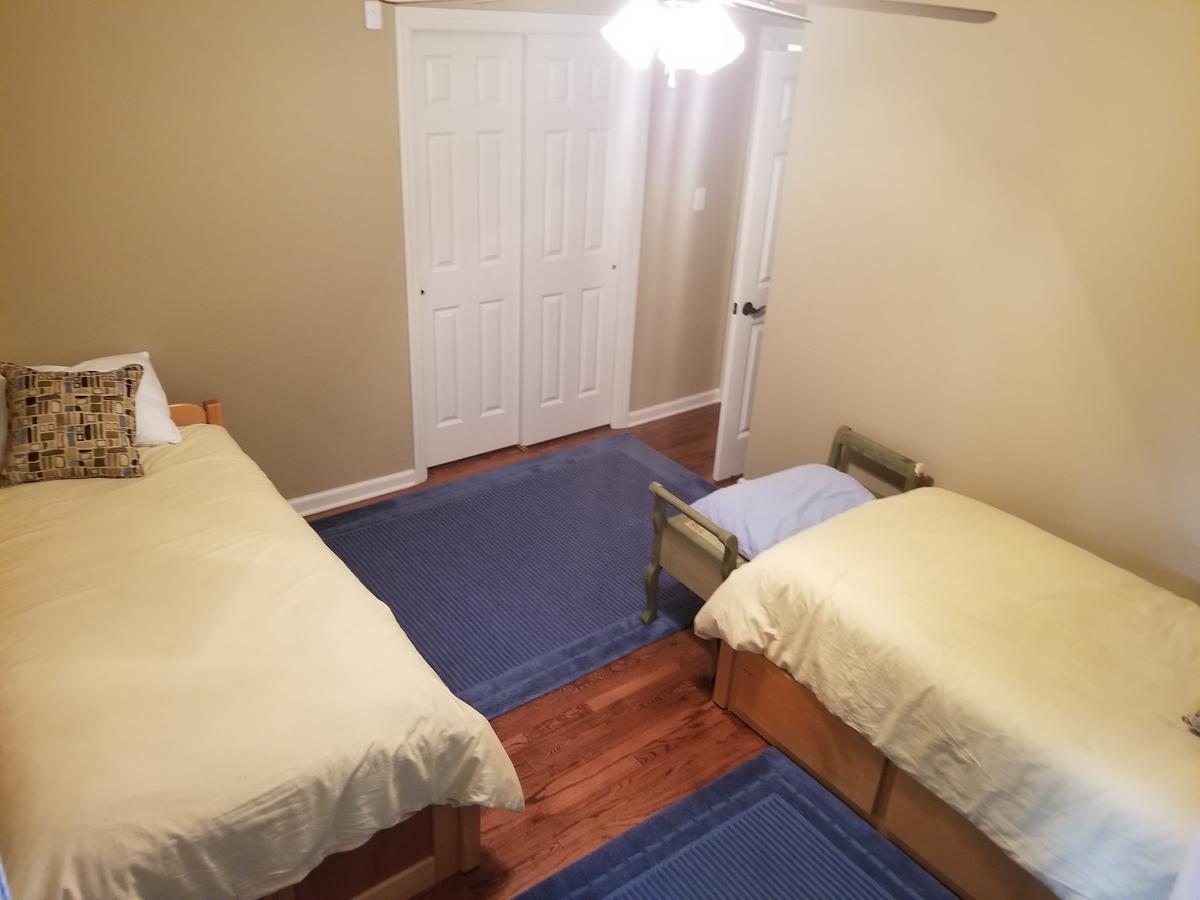Ideal Getaway Walking Distance To Notre Dame In South Bend! - thumb 9
