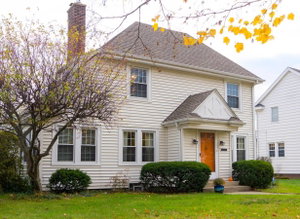 Charming 3 Bedroom Home-2 Miles From Notre Dame's Campus