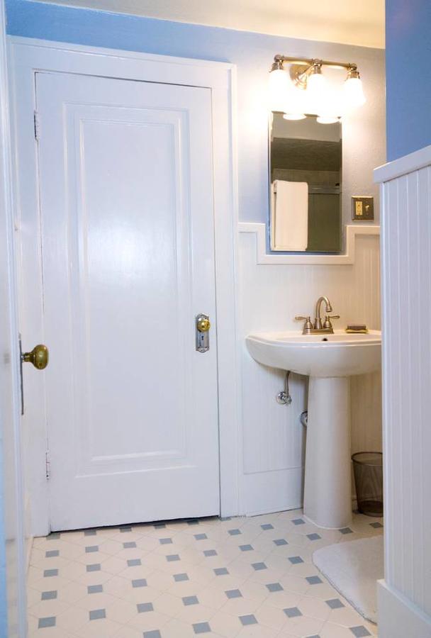 Charming 3 Bedroom Home-2 Miles From Notre Dame's Campus - thumb 14