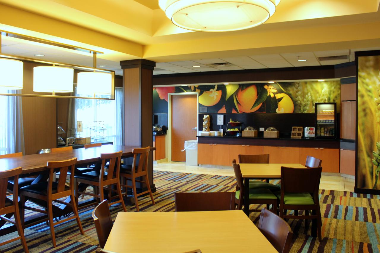 Fairfield Inn And Suites By Marriott Seymour - thumb 4