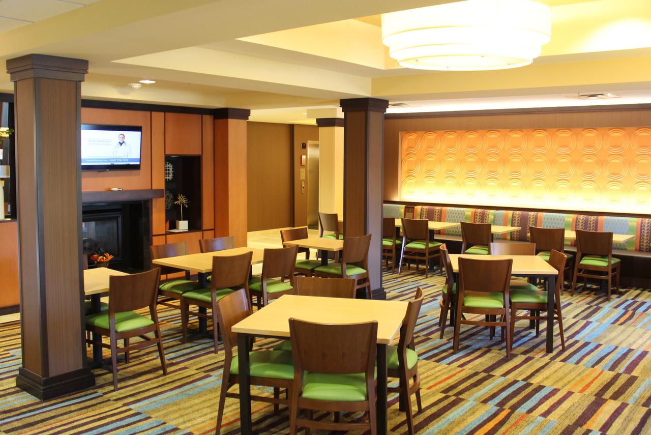 Fairfield Inn And Suites By Marriott Seymour - thumb 7