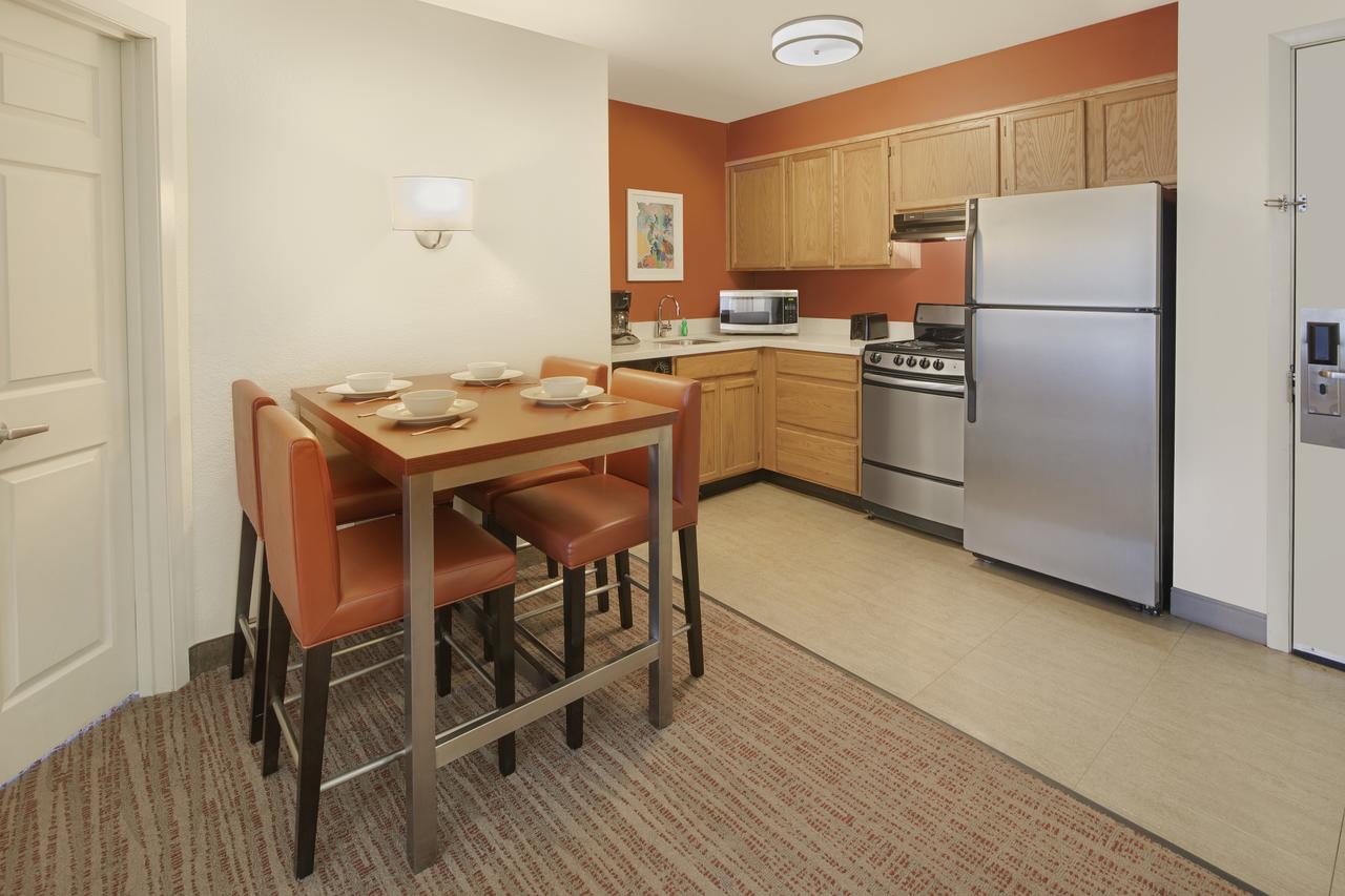 Residence Inn Indianapolis Airport - thumb 26