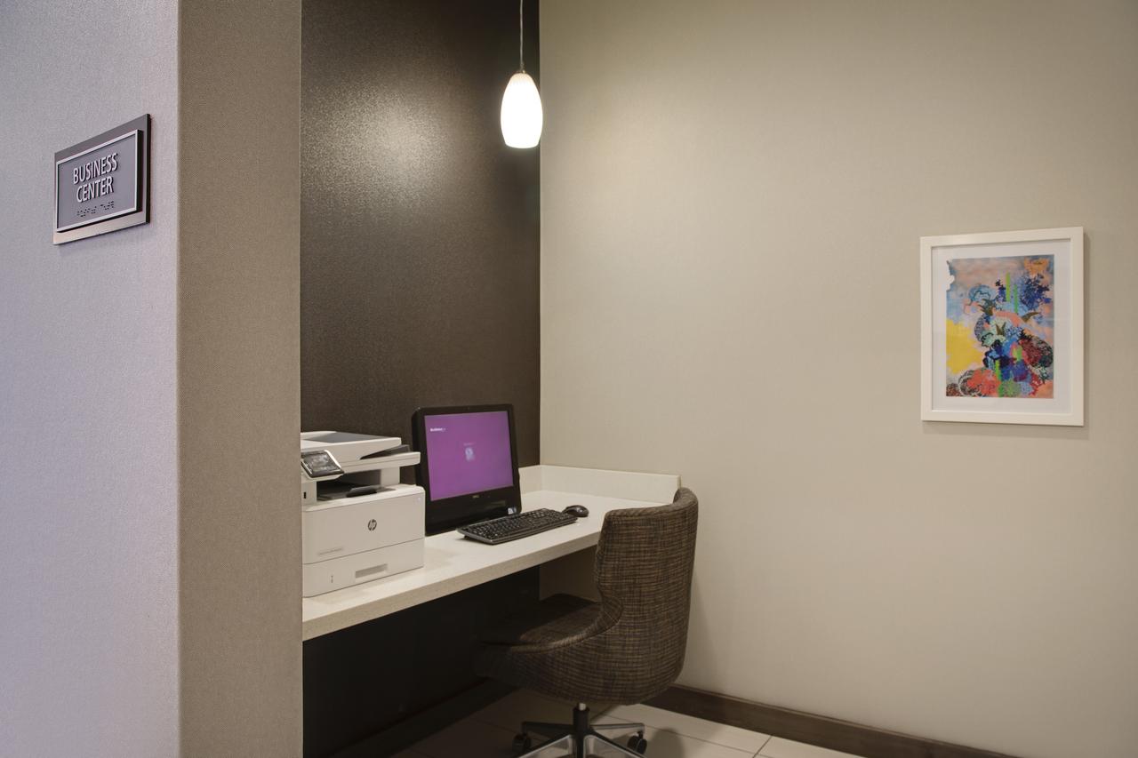Residence Inn Indianapolis Airport - thumb 10