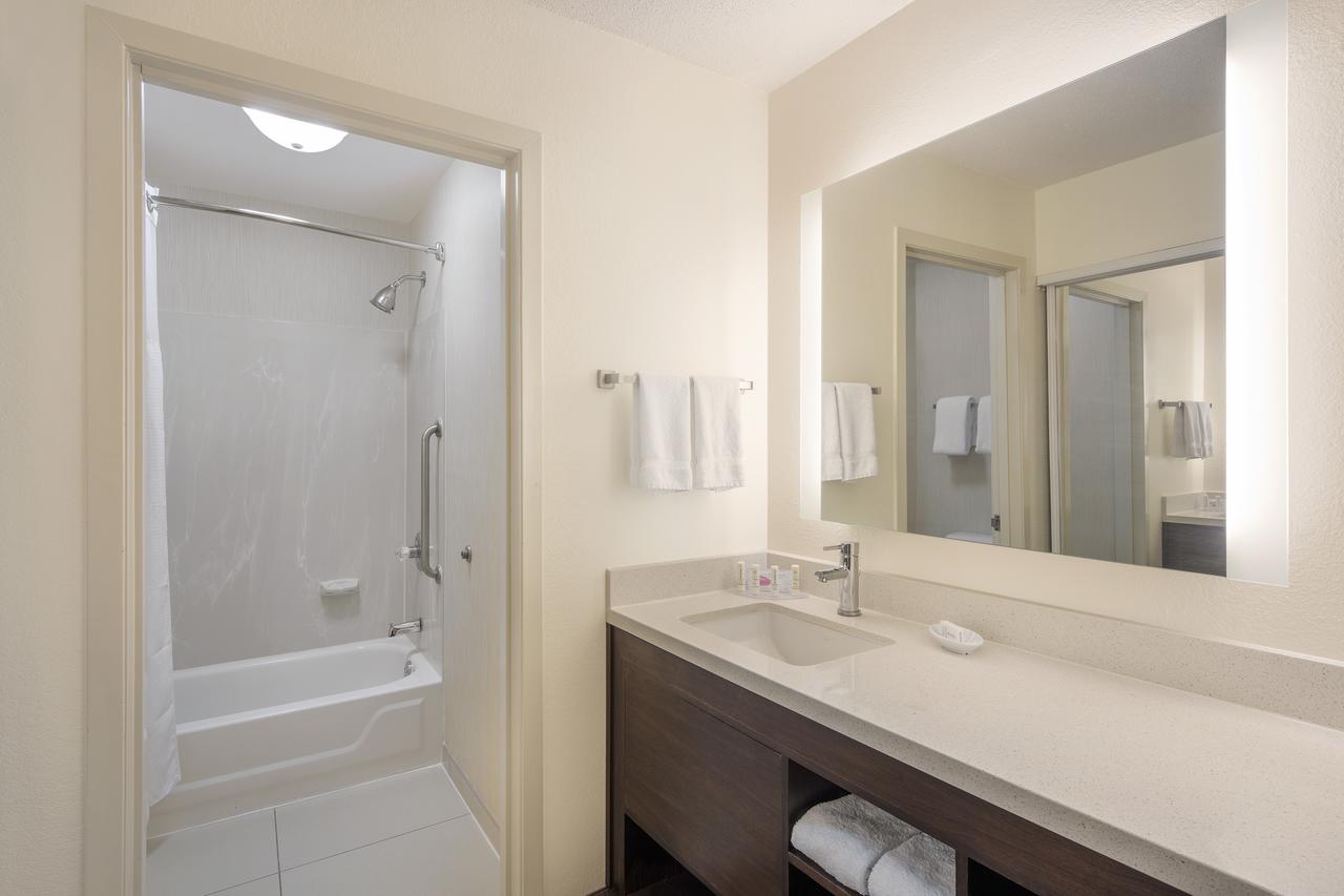 Residence Inn Indianapolis Airport - thumb 28
