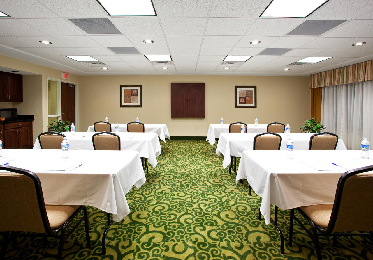 Holiday Inn Express Hotel & Suites Portland - thumb 27