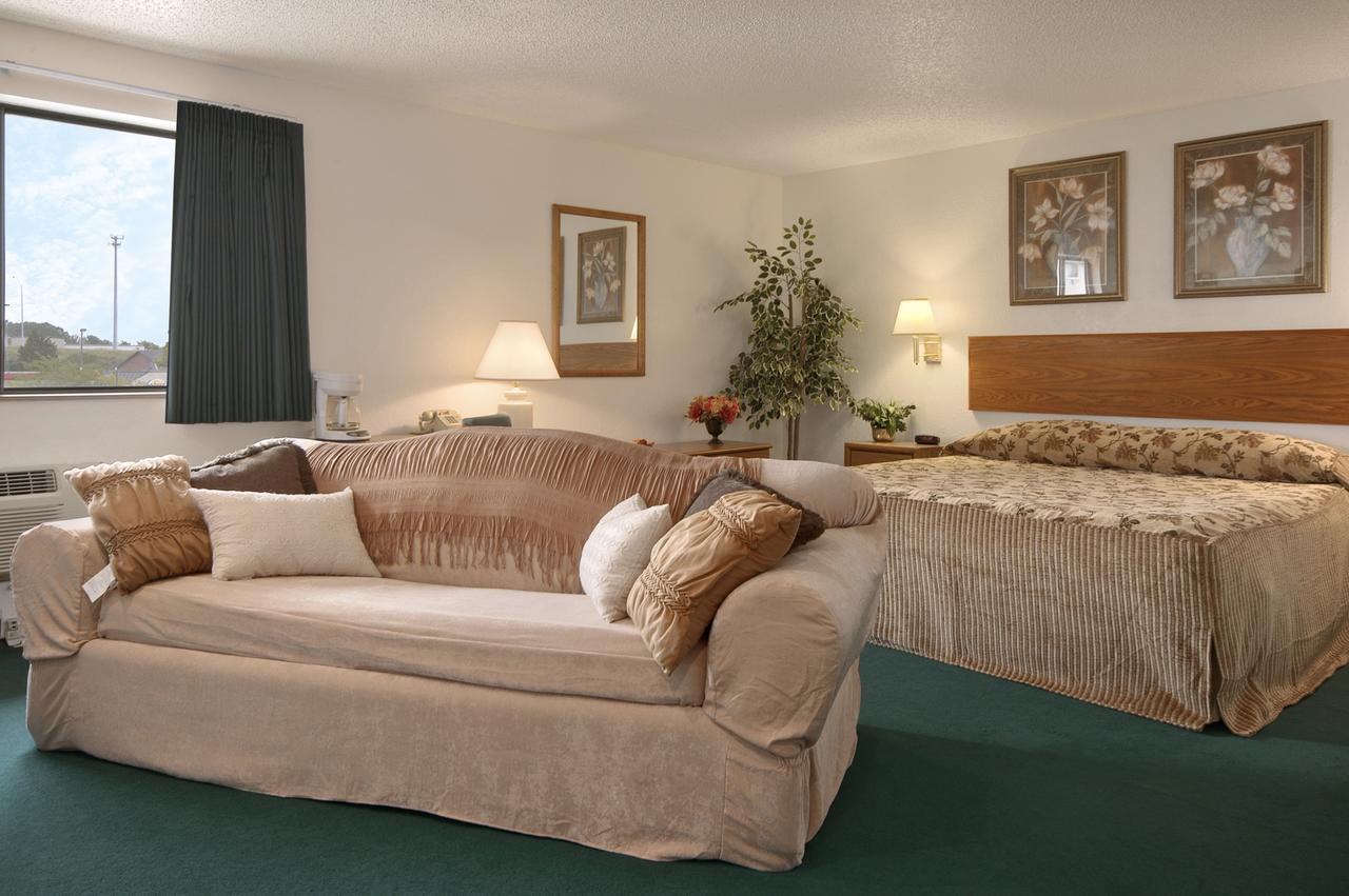 Super 8 By Wyndham Cedar Rapids - thumb 15