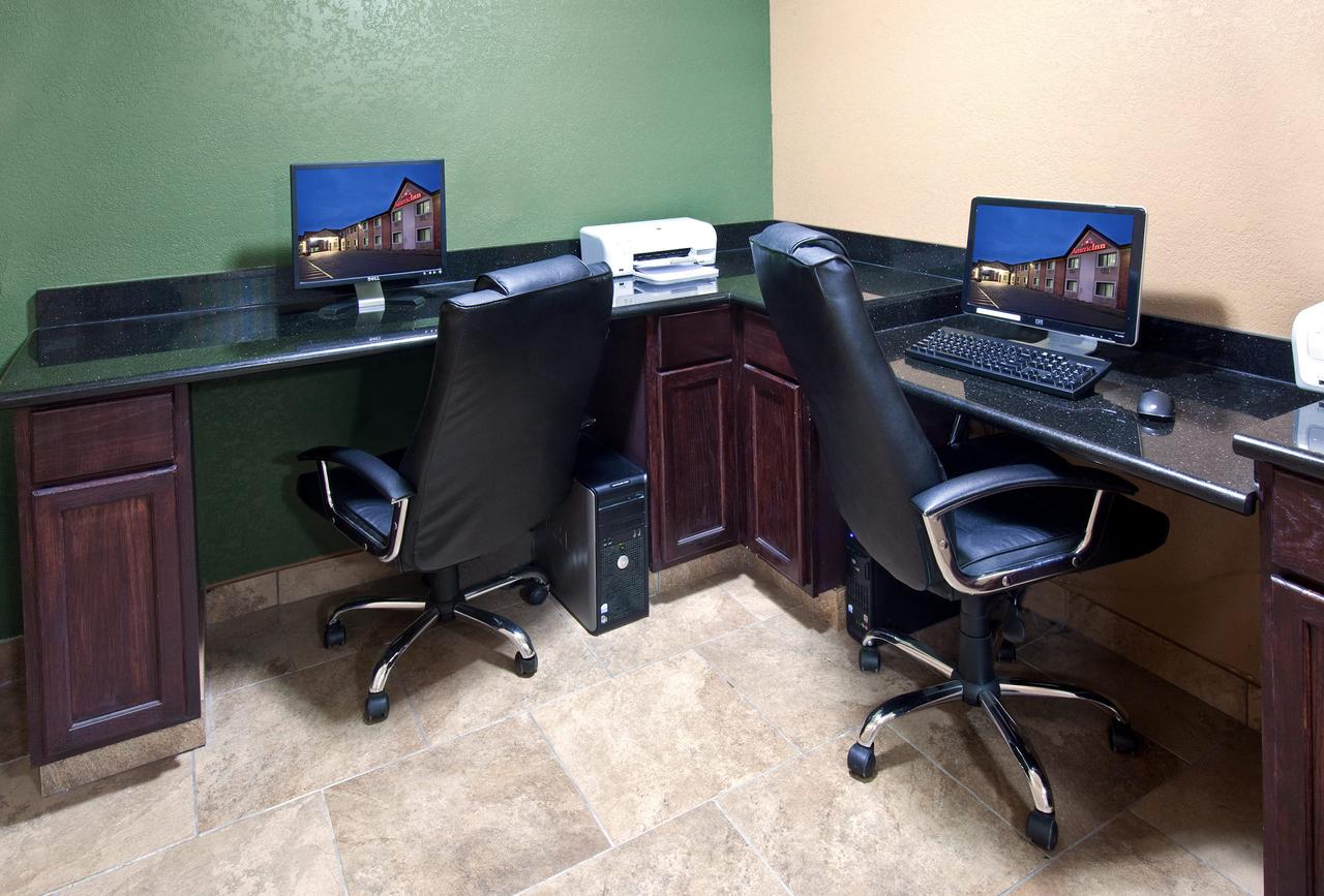 AmericInn By Wyndham Council Bluffs - thumb 7