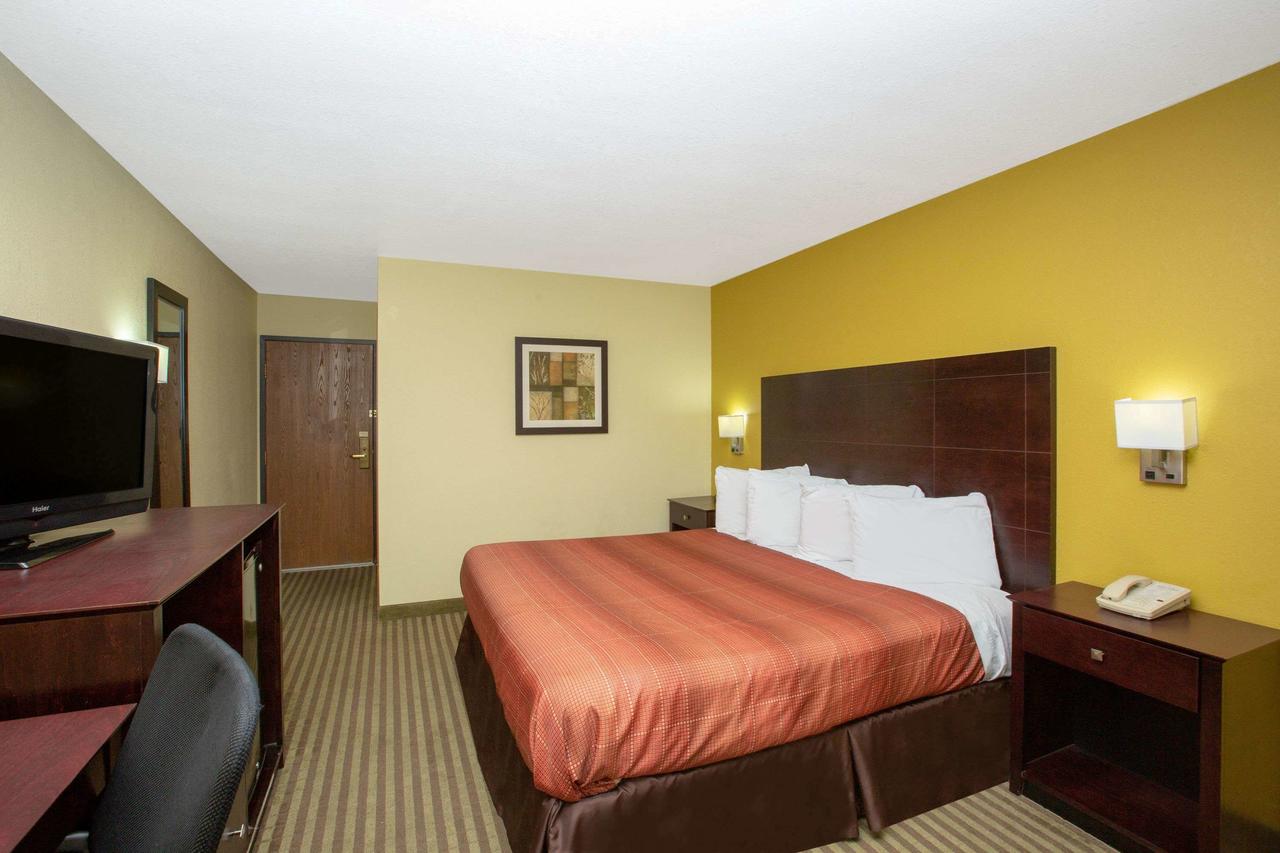 AmericInn By Wyndham Council Bluffs - thumb 32