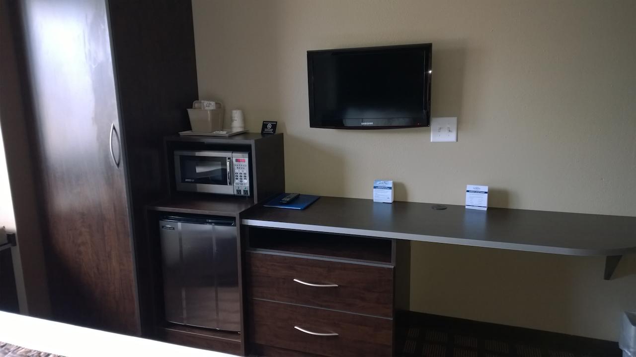 Microtel By Wyndham Cedar Rapids/Marion - thumb 17