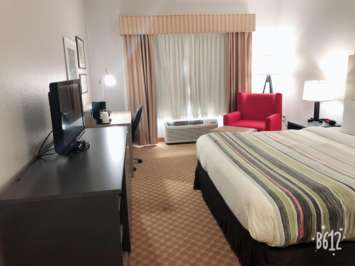 Country Inn & Suites By Radisson, Topeka West, KS - thumb 10