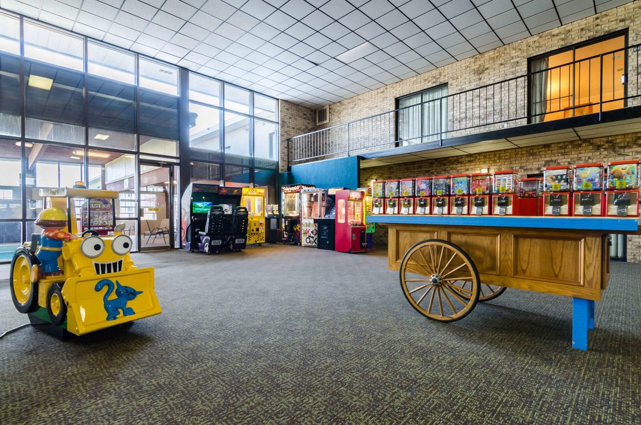 Quality Inn & Suites Salina - thumb 11