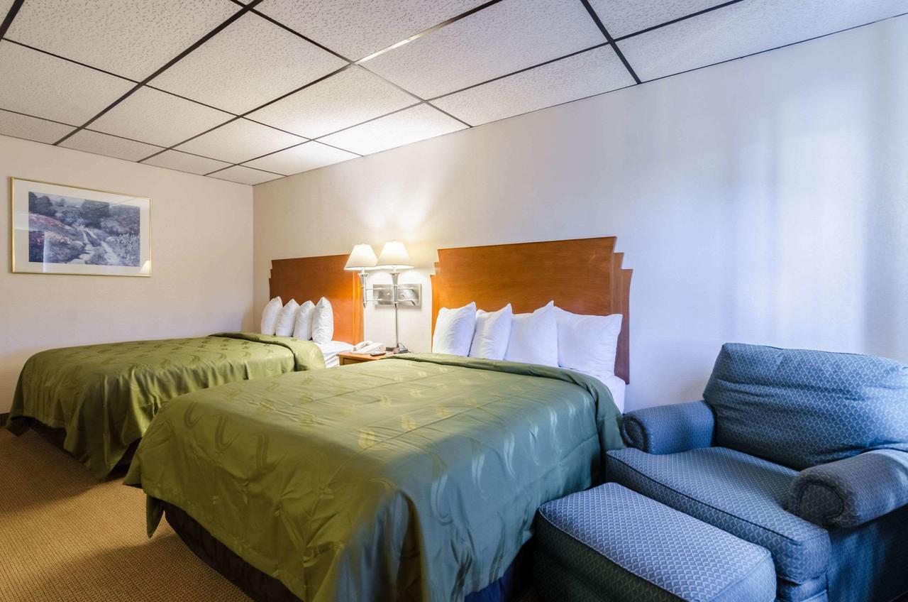 Quality Inn & Suites Salina - thumb 15