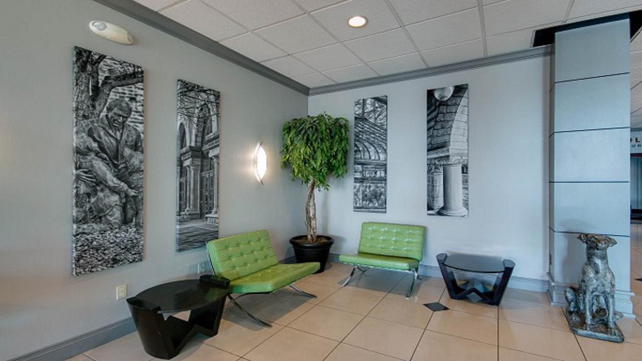 Holiday Inn At The Campus - thumb 28