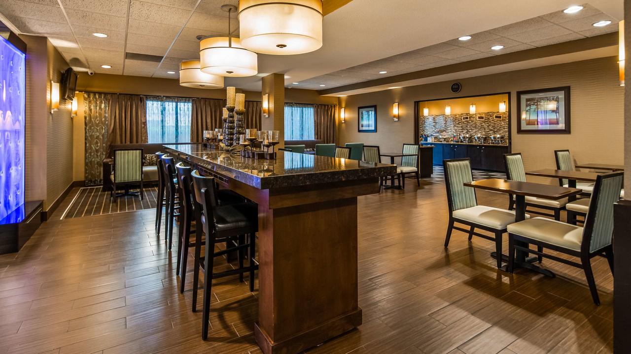 Best Western Plus Wichita West Airport Inn - thumb 25