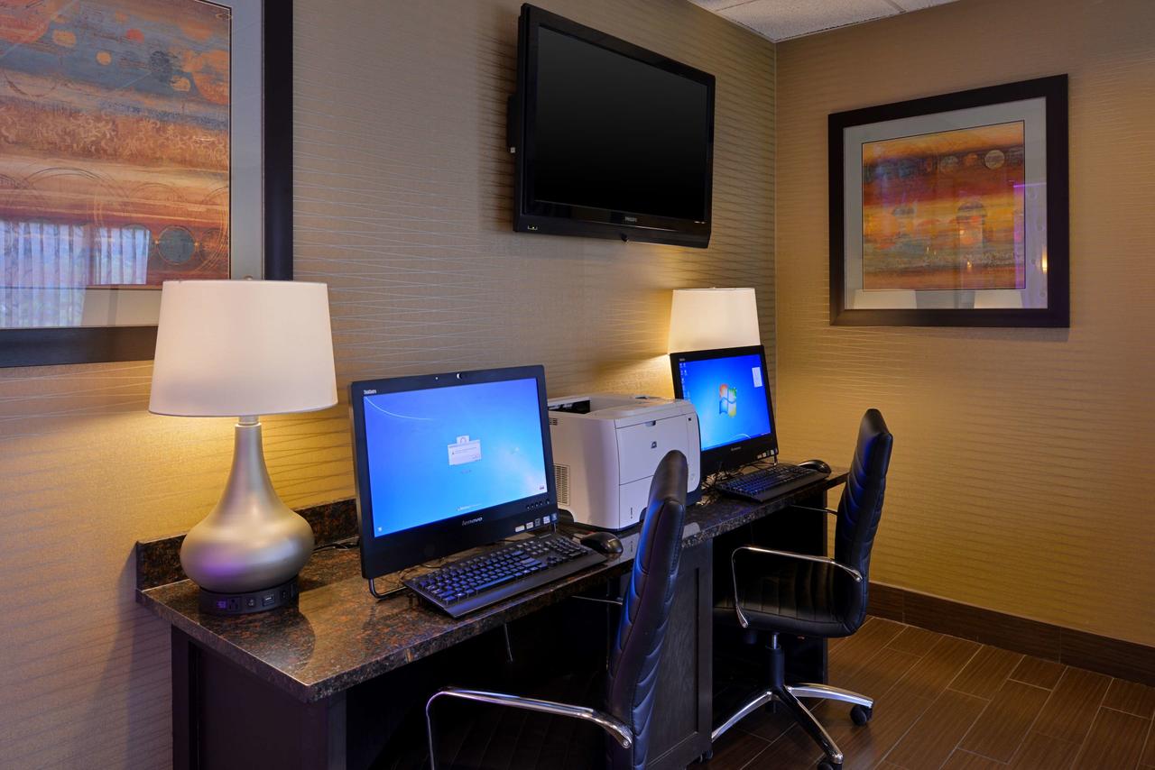 Best Western Plus Wichita West Airport Inn - thumb 11