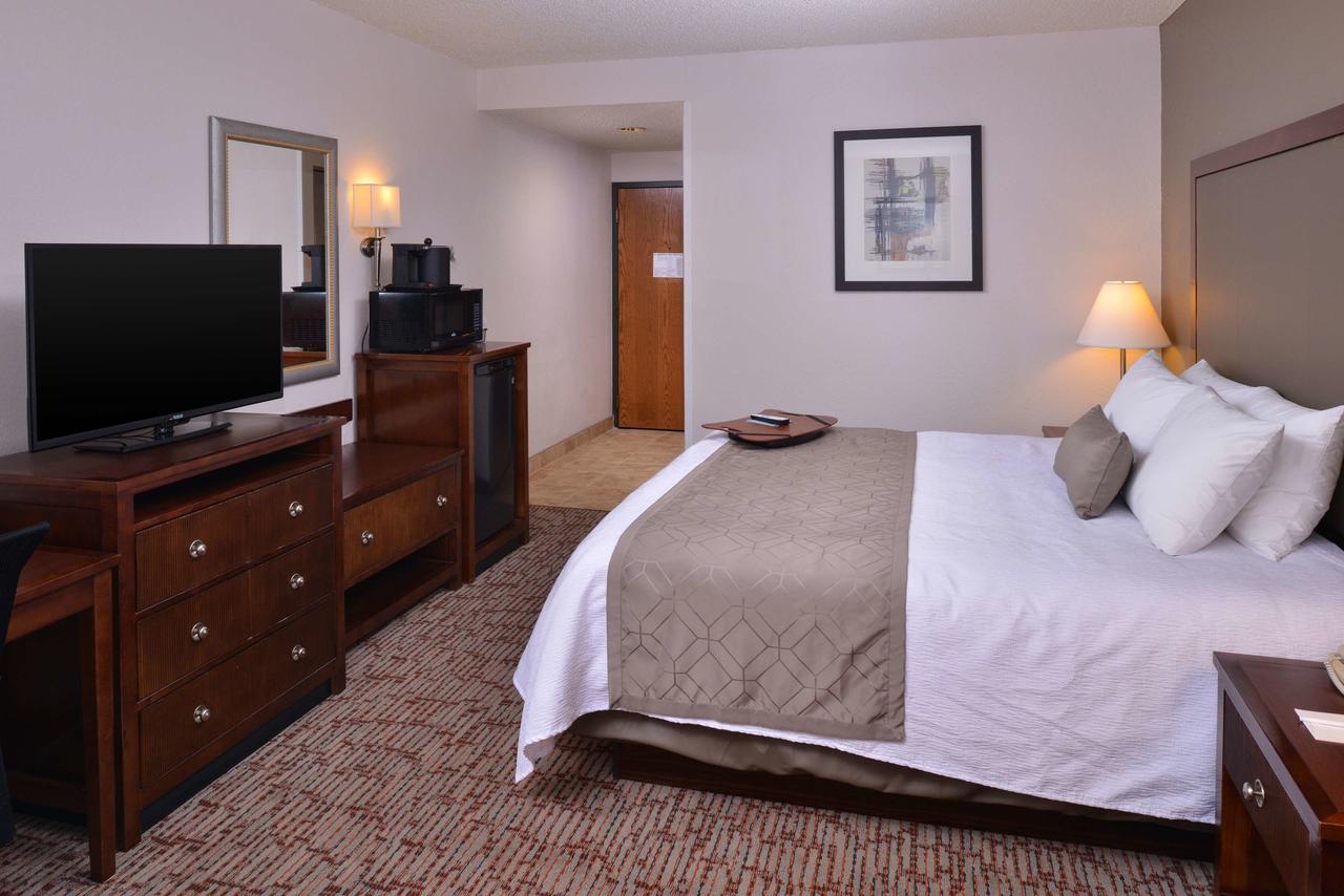 Best Western Plus Wichita West Airport Inn - thumb 15