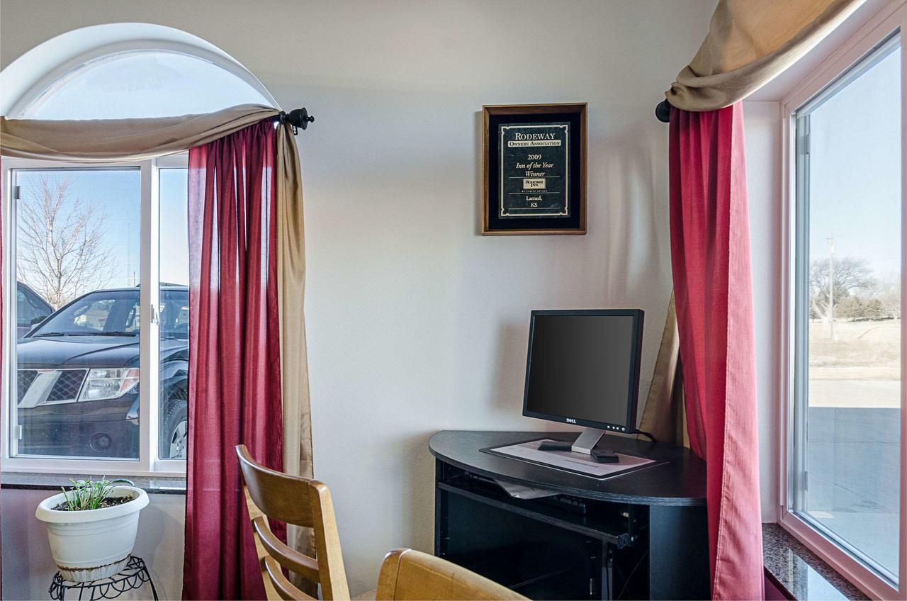 Rodeway Inn Larned - thumb 4