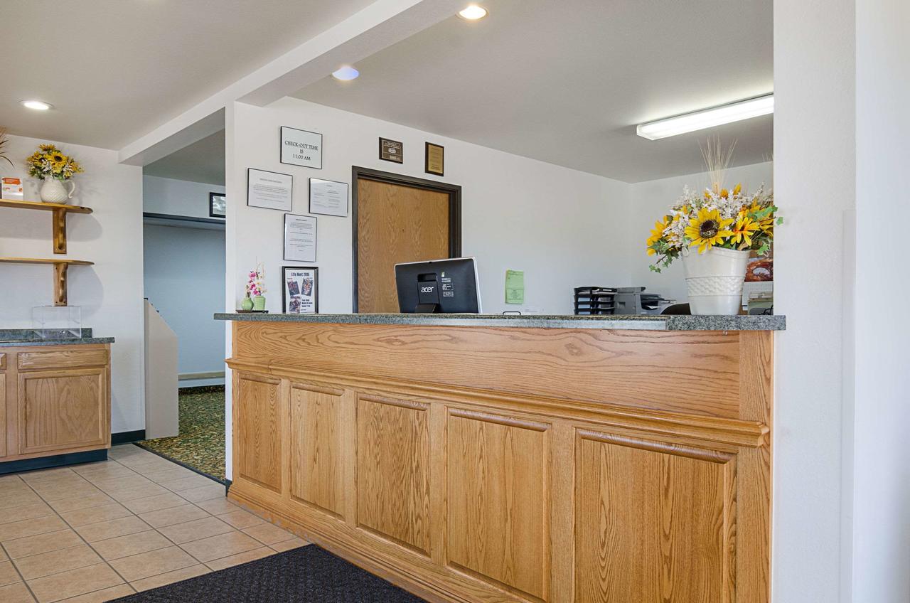 Rodeway Inn Larned - thumb 32