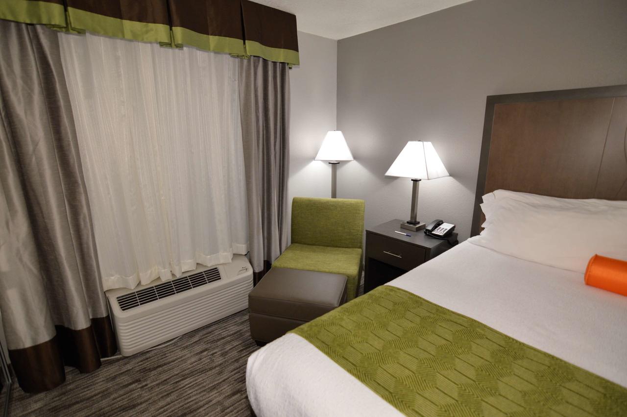 Best Western Plus Liberal Hotel & Suites - thumb 18