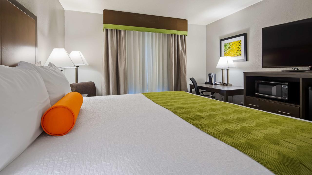 Best Western Plus Liberal Hotel & Suites - thumb 38