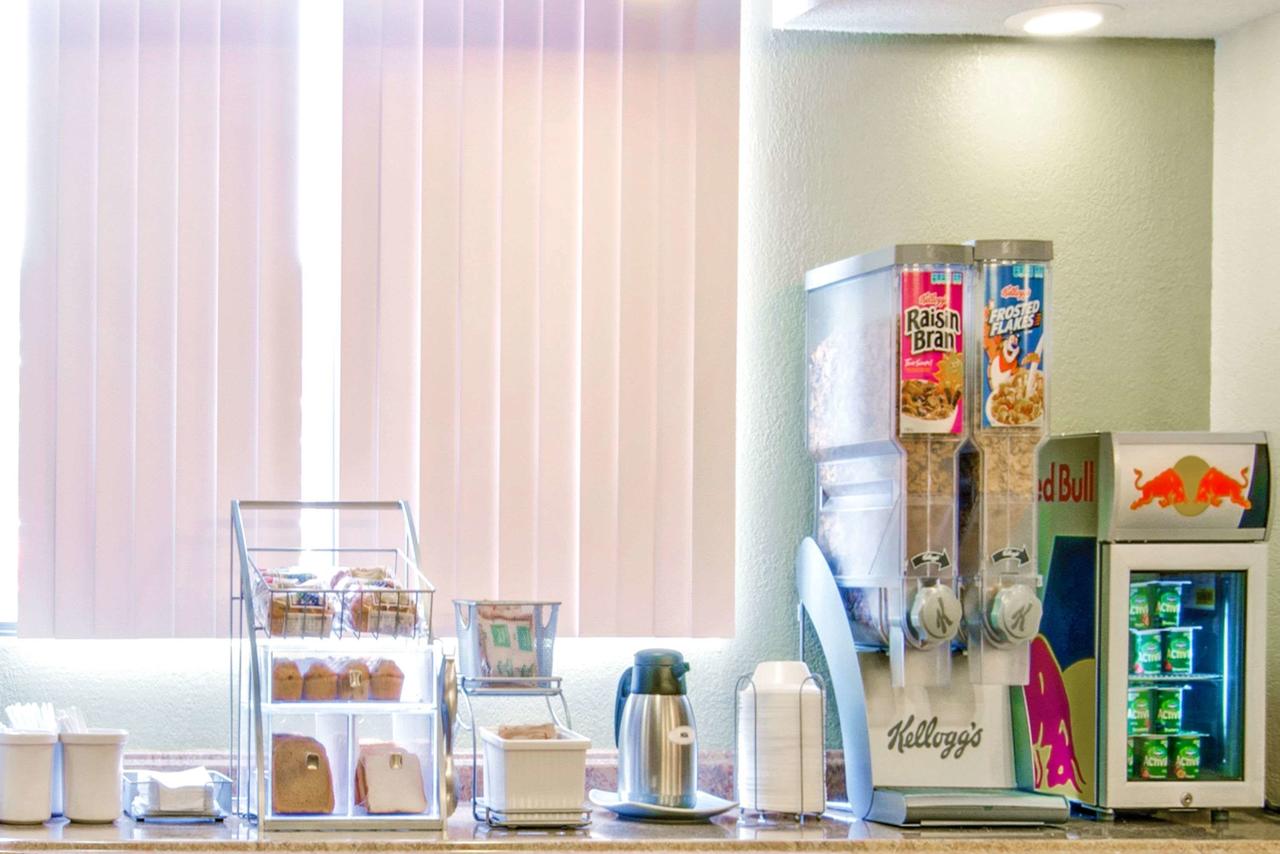 Super 8 By Wyndham Lenexa Overland Park Area/Mall Area - thumb 34