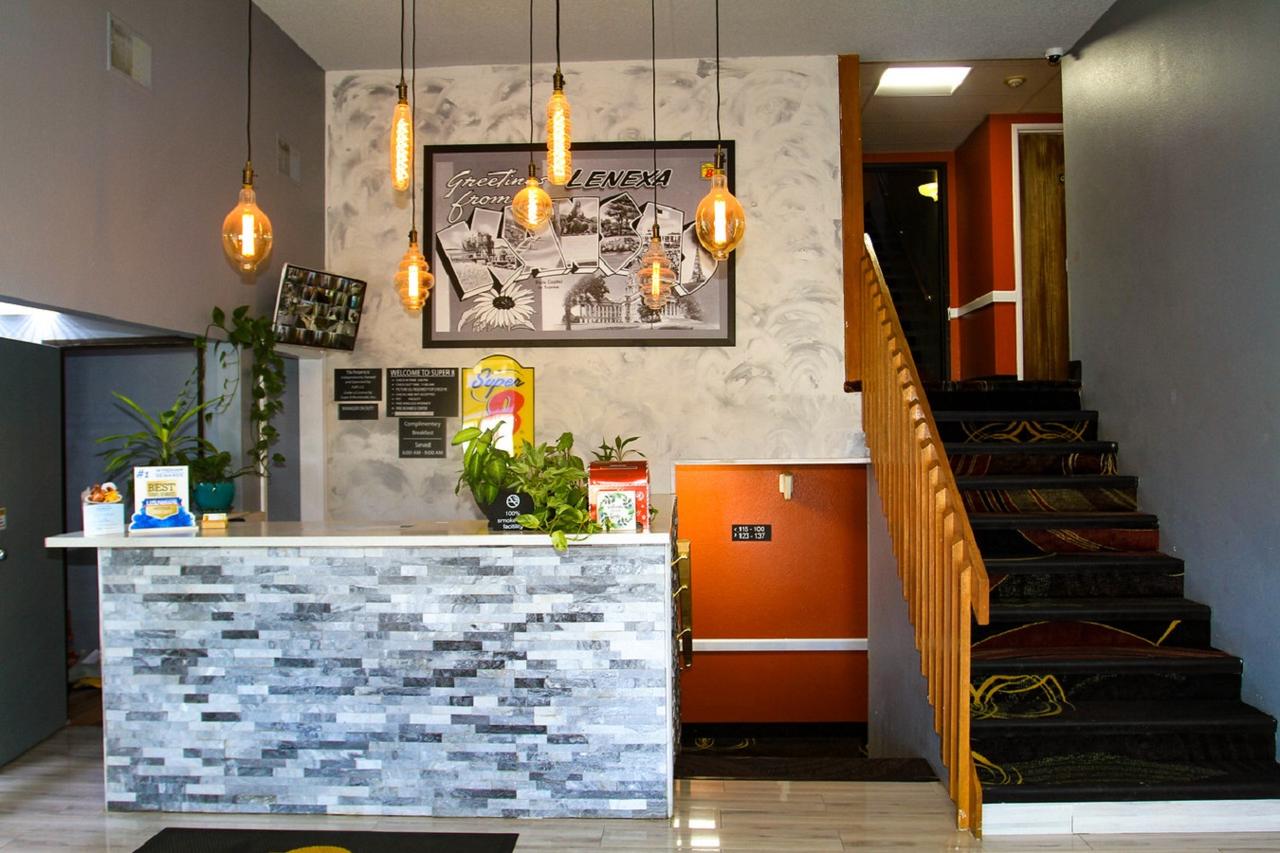 Super 8 By Wyndham Lenexa Overland Park Area/Mall Area - thumb 8