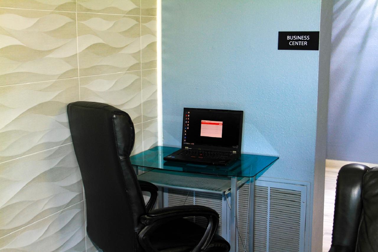 Super 8 By Wyndham Lenexa Overland Park Area/Mall Area - thumb 16