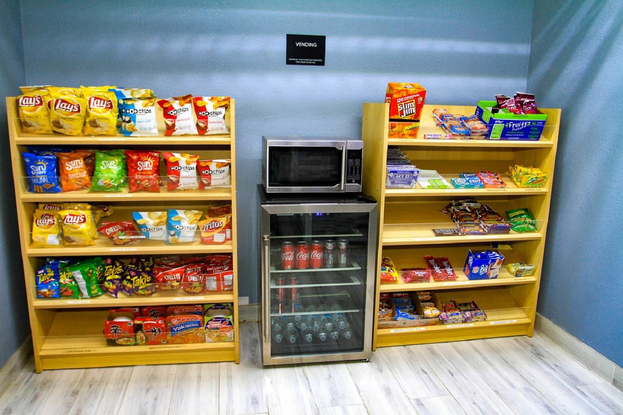 Super 8 By Wyndham Lenexa Overland Park Area/Mall Area - thumb 5