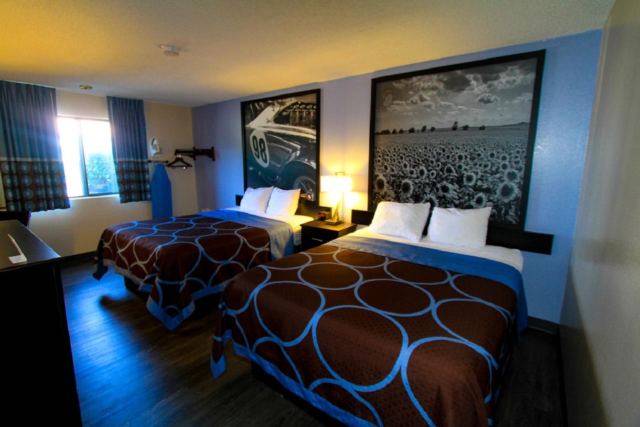 Super 8 By Wyndham Lenexa Overland Park Area/Mall Area - thumb 30