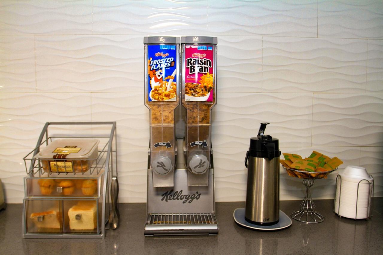 Super 8 By Wyndham Lenexa Overland Park Area/Mall Area - thumb 22